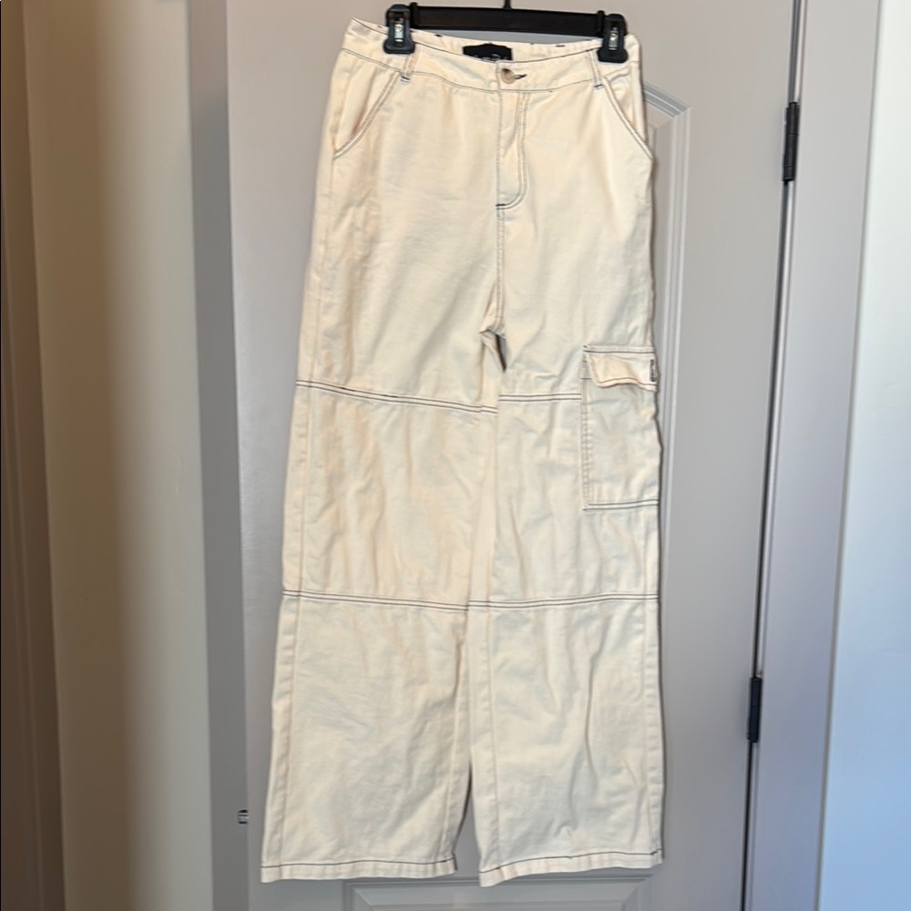 Chic Cream Cargo Trousers